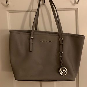 Michael Kors tote